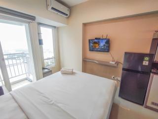 Simple and Restful Studio at Tanglin Supermall Mansion Apartment By Travelio - 6