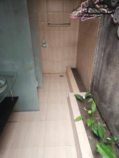 Two Brothers Guesthouse - Legian - 1