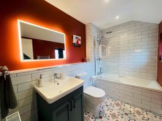Pass the Keys Birch Hall Characterful Cottage Sleeps 8 & Pets - Birch Vale - 7
