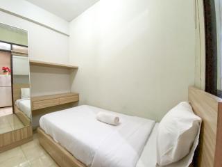 Modern Heights 2BR at The Edge Bandung Apartment By Travelio - 5