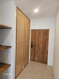 8 Bedroom Monkey Villa Room 105 - 2