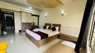Hotel Yogiraj - Shegaon - 2