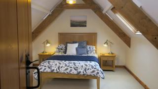 The Old Cowshed - Swallows Cottage - Pembroke - 4