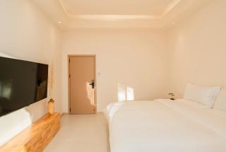 Yunyuan Private Hot Spring Bed and Breakfast - 5