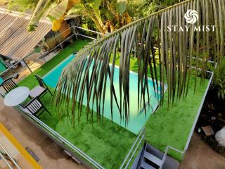 StayMist - Ocean Lemon Pool Villa with Jacuzzi - Alibaug - 2