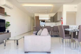 Flat 6 Mellieha Seaview & City view with Terrace, close to Beaches - Mellieħa - 8