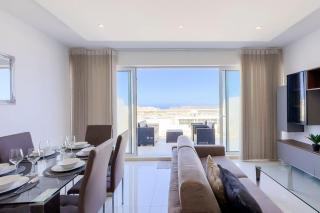 Flat 6 Mellieha Seaview & City view with Terrace, close to Beaches - Mellieħa - 1