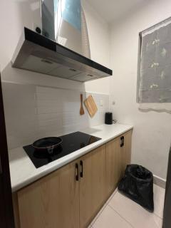 K Avenue 4-6PAX Family Room NEAR AIRPORT City View - Donggongon - 2