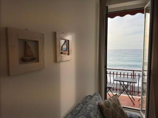 La Baia Azzurra - Ospedaletti - 4