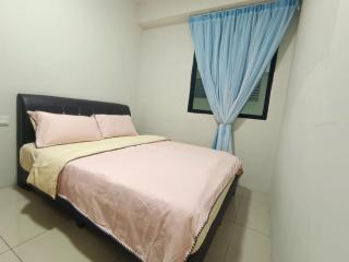 K. Riverfront apartment - 6