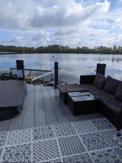 Lakeside Lodge - Jet Ski Lake - Tattershall - 3