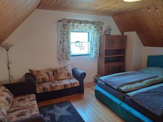 chaloupka Karolinka - 5