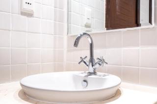 Luxury Waterfront Marina Stay - 6