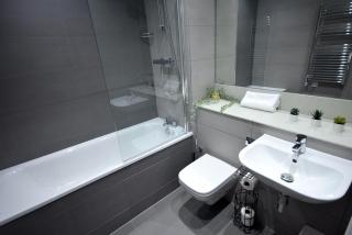 Suite Life 3- 2-Bed 1-Bath in New Cross - 4