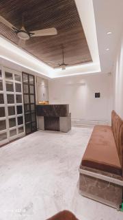 Anpurna p guest house - Varanasi - 3