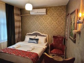 2 Bedroom Ground Floor Apartment Great Location - Estambul - 0