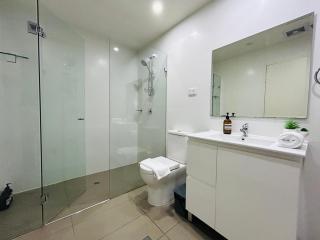 KozyGuru | Mascot | 2-Bed close to train - Sydney - 3
