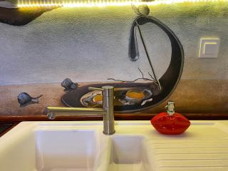 Dali Deluxe , parking, faktura VAT - Koszalin - 7