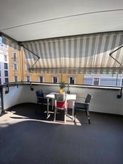 Lux Fara - Mailand - 1