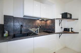 CLEMENCEAU 2 Studio Confortable Clim et Dressing Proche Gare - 7