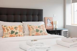 Stylish 2BR flat, 6 min Chiswick Park tube - Londra - 3