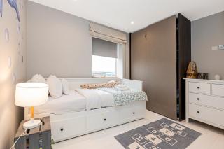 Stylish 2BR flat, 6 min Chiswick Park tube - Londra - 1