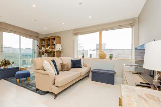 Stylish 2BR flat, 6 min Chiswick Park tube - Londra - 0