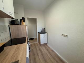 Gemütliche Handwerker-Wohnung mit Balkon und WLAN, ideal für 3 Personen - Spremberg - 7