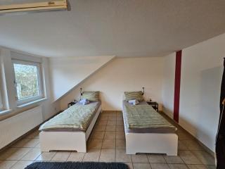 homes of ruhr - Monteurwohnung Malocher - Oberhausen - 7