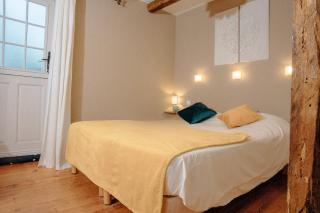 Coeur de village, maison pour 8 avec piscine - 6