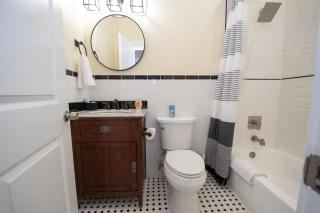 Luxe 6BR Escape Sleeps 24, Private Parking only 5min to Mid&Dtwn ATL - Atlanta - 5