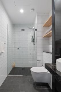 04M New 1BR apartment near Airport and City with Free visitor parking - Sydney - 3