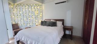 Charming 2BR with Ocean View - Coco - 1