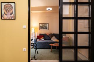 Retro-Modern Echoes - Athene - 7