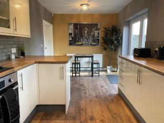 Inviting Urban Retreat - Avonmouth - 8