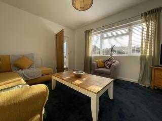 Inviting Urban Retreat - Avonmouth - 4