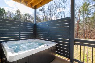 Stunning Heights Retreat Hot Tub, MTN Views and More - 9