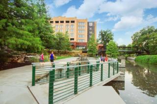 1 BR 1BA Downtown Riverwalk Golf Zoo and Pearl - San Antonio - 4