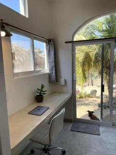 Shaka Studio - steps to beach - 0