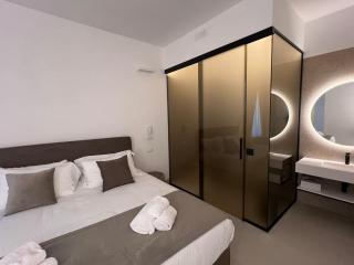 Cicerone's Luxury Suites - 4