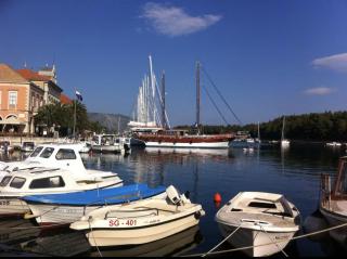 Townhouse Sea View Suite - Stari Grad (Cittavecchia) - 3