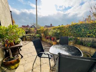 Pass the Keys Dene Cottage - Perfect Location for 8 & Pets - Youlgreave - 4