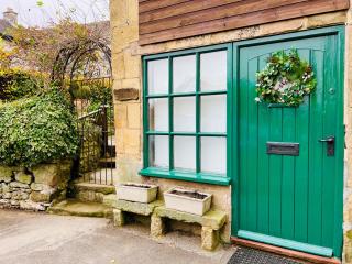 Pass the Keys Dene Cottage - Perfect Location for 8 & Pets - Youlgreave - 0