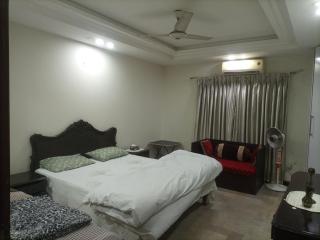 Rehman Garden Rose Apartment - 4