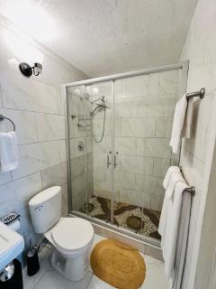 Izzy Room - Ferdie's Place - Port Antonio - 4