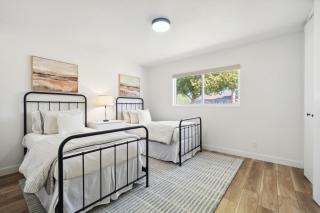 Renovated Home with Pool 3 Miles from Old Town - Scottsdale - 5