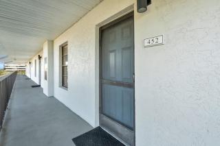 Remodeled Luxury Condo with Lake Views - Naples - 3