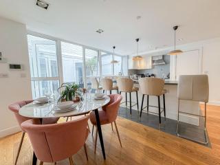 Spacious 3-bedroom flat in Holloway with unique central patio with FREE Wi-Fi - Londra - 4