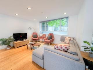 Spacious 3-bedroom flat in Holloway with unique central patio with FREE Wi-Fi - Londra - 9