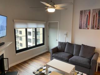 Modern Condo with Ski In & Ski Out - Silver Creek Lodge, Snowshoe - 7